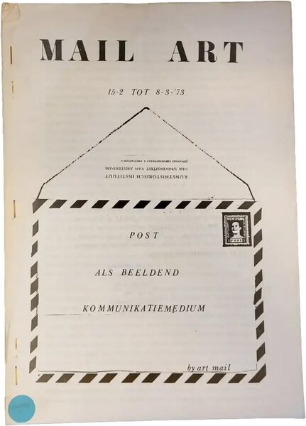 File:6126 book groupshow 0418.jpg